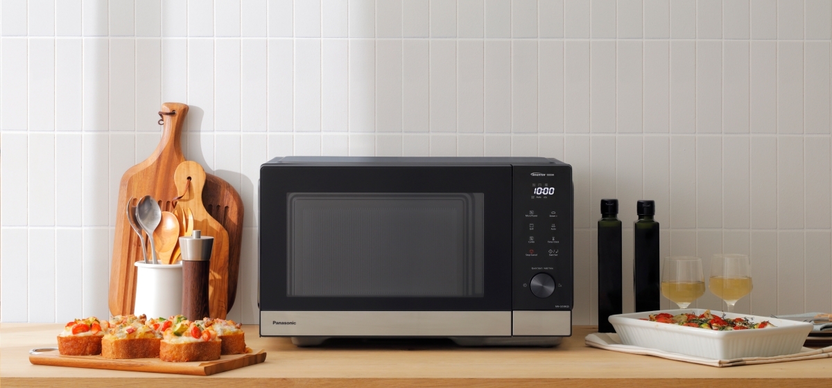 PANASONIC micro onde NN-GD38Q