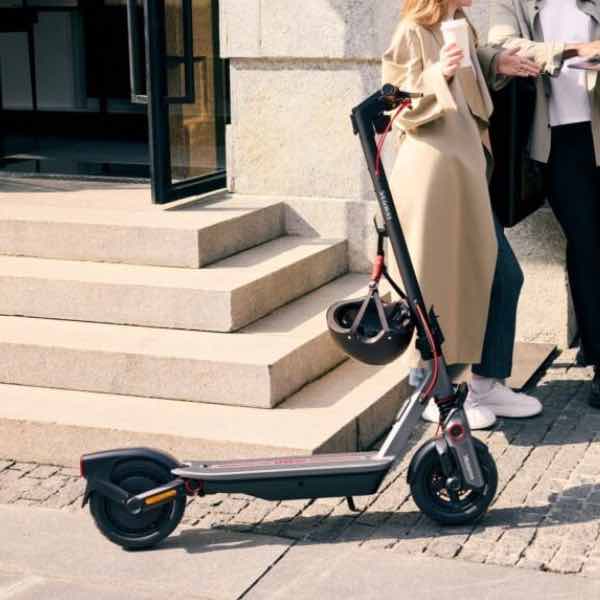 Trottinette Electrique NINEBOT F3 PRO – Image 2